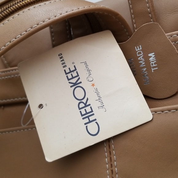 Cherokee Ladies Leather Backpack - Picture 7 of 13